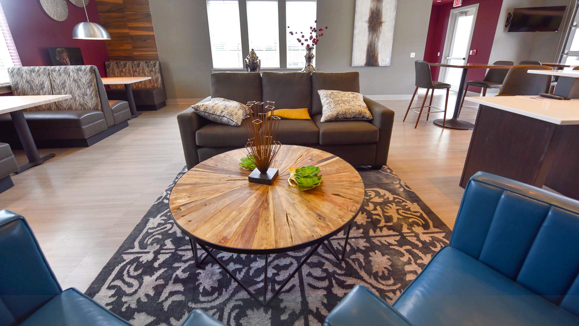 Springs at South Elgin Apartments Near Chicago, Illinois